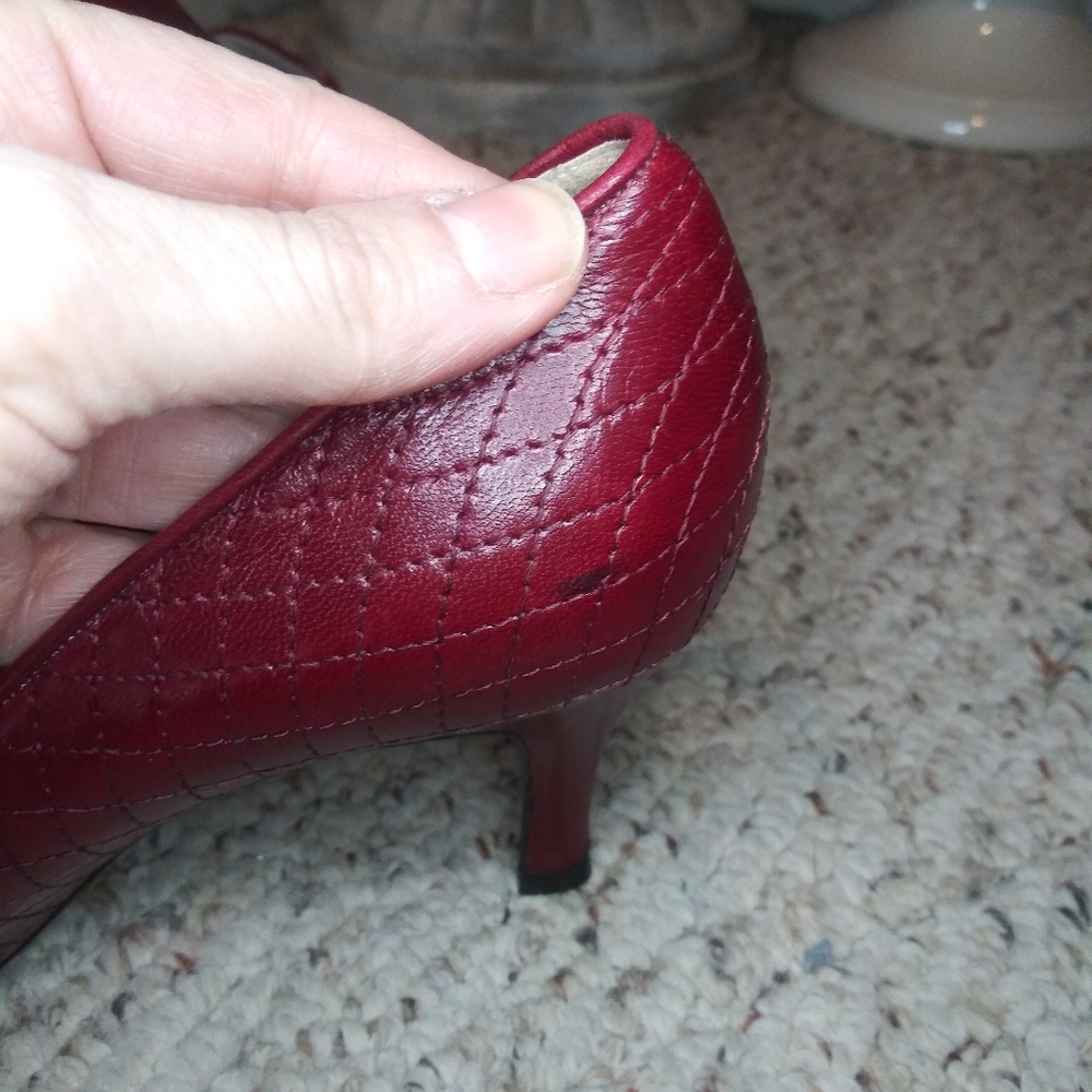 Bally Vintage "Cupid" Ruby Red Quilted Leather Edwardian Style Pumps - Picture 9 of 15